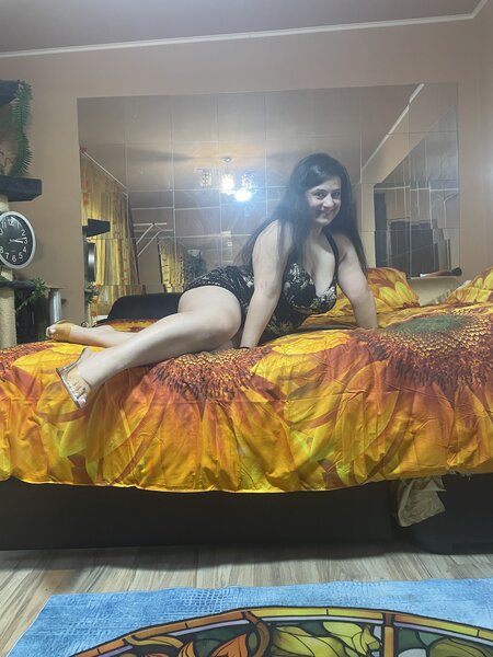 Doamna simpatica, masaj de relaxare si prostatic.